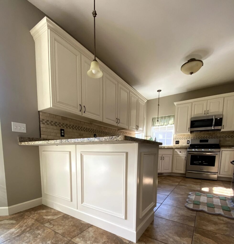 image showing cabinet painter near me