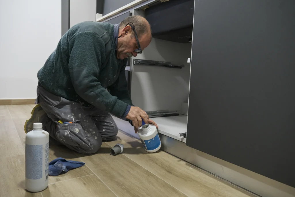 How much to paint kitchen cupboards Four Seasons Paintings Co (4)