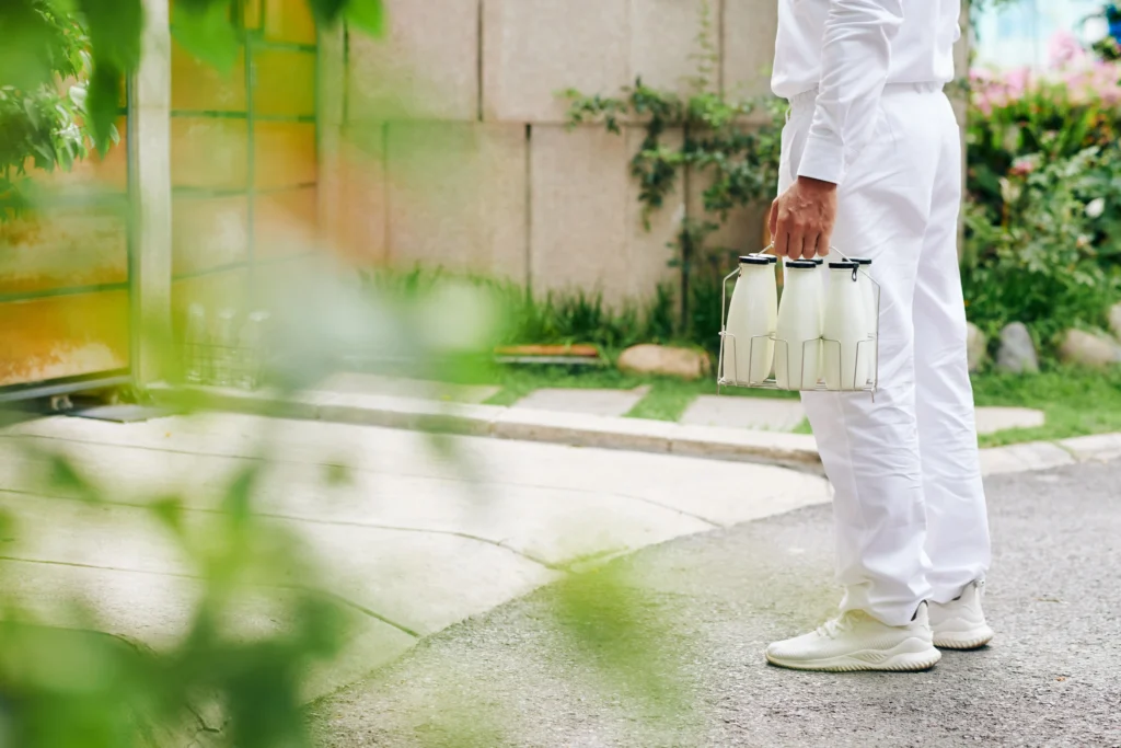 Why do house painters wear white Four Seasons Painting Co (5)
