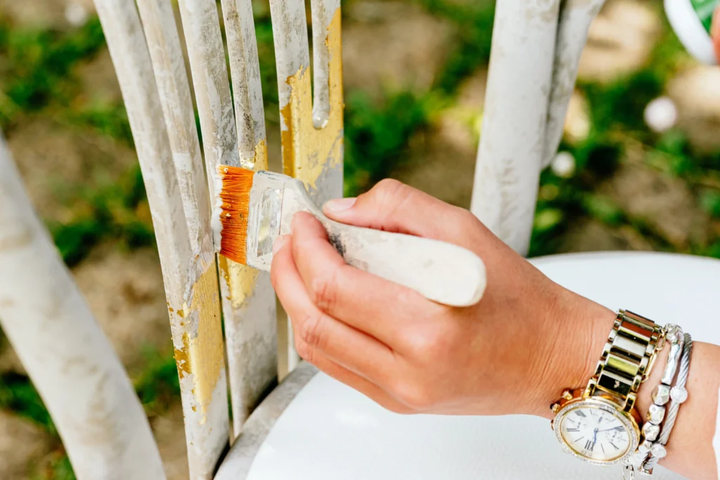 How To Paint Furniture To Look Distressed Painesville Ohio