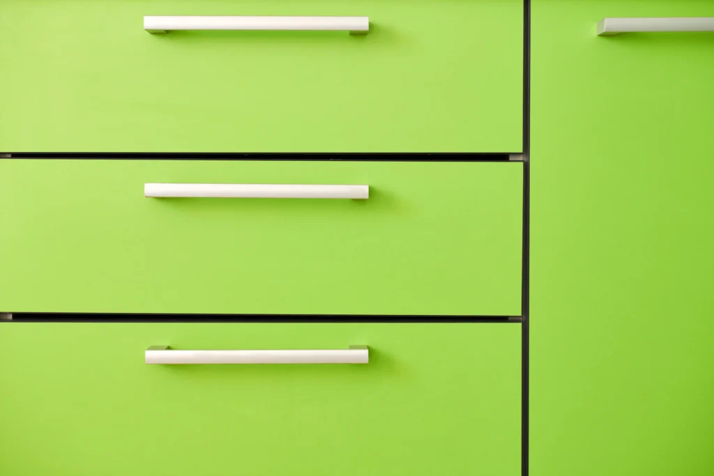 can you paint laminate cabinets Medina Ohio