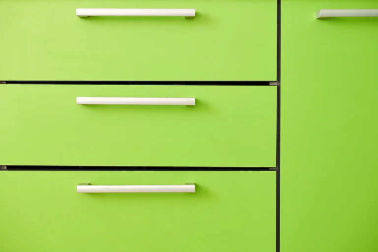 can you paint laminate cabinets Medina Ohio