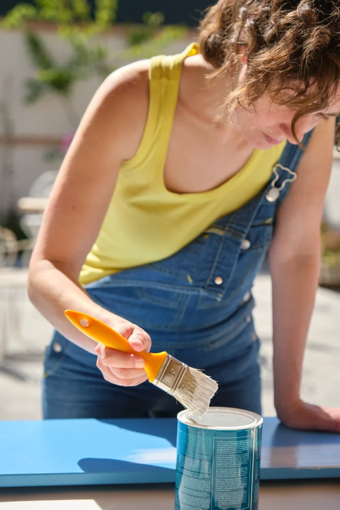 can you paint laminate cabinets Willoughby Ohio